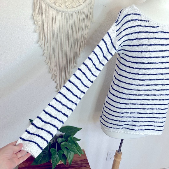 Garnet Hill blue and white striped knit lightweight pullover sweater medium - Picture 2 of 6